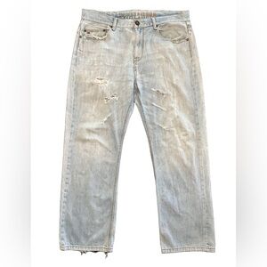 Tommy Hilfiger men’s light wash, trashed casual 90’s straight leg jeans 34/30